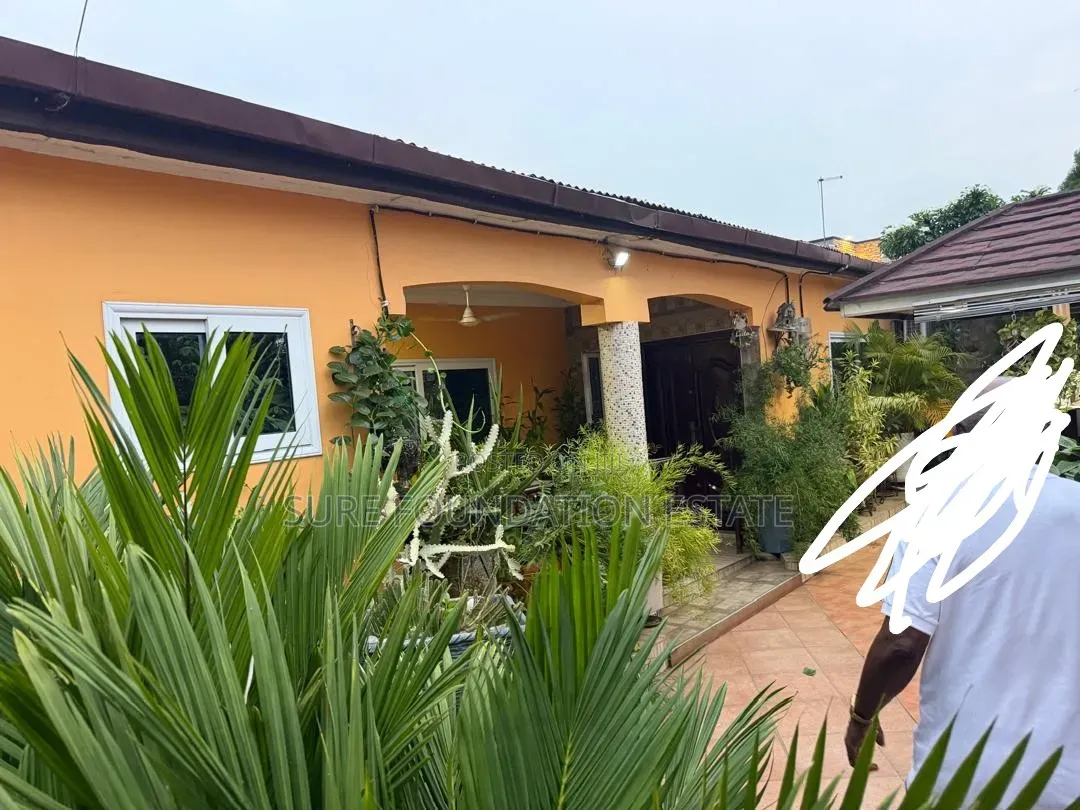 3bdrm House in Dansoman for sale