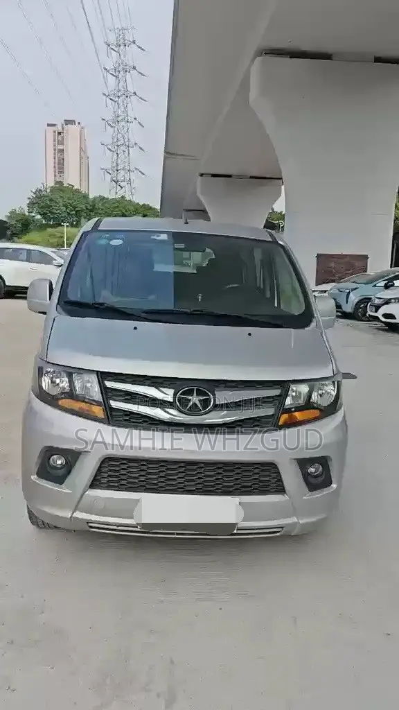 JAC M5 2015 Silver