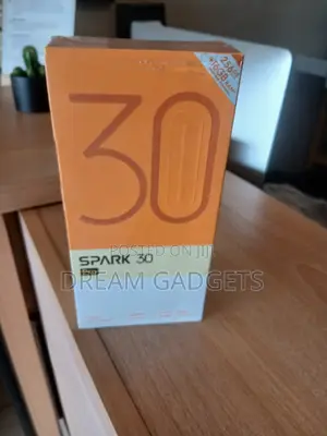 New Tecno Spark 30 Pro 256 GB Gold