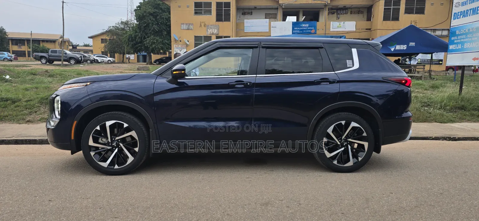 Mitsubishi Outlander SE 2024 Blue