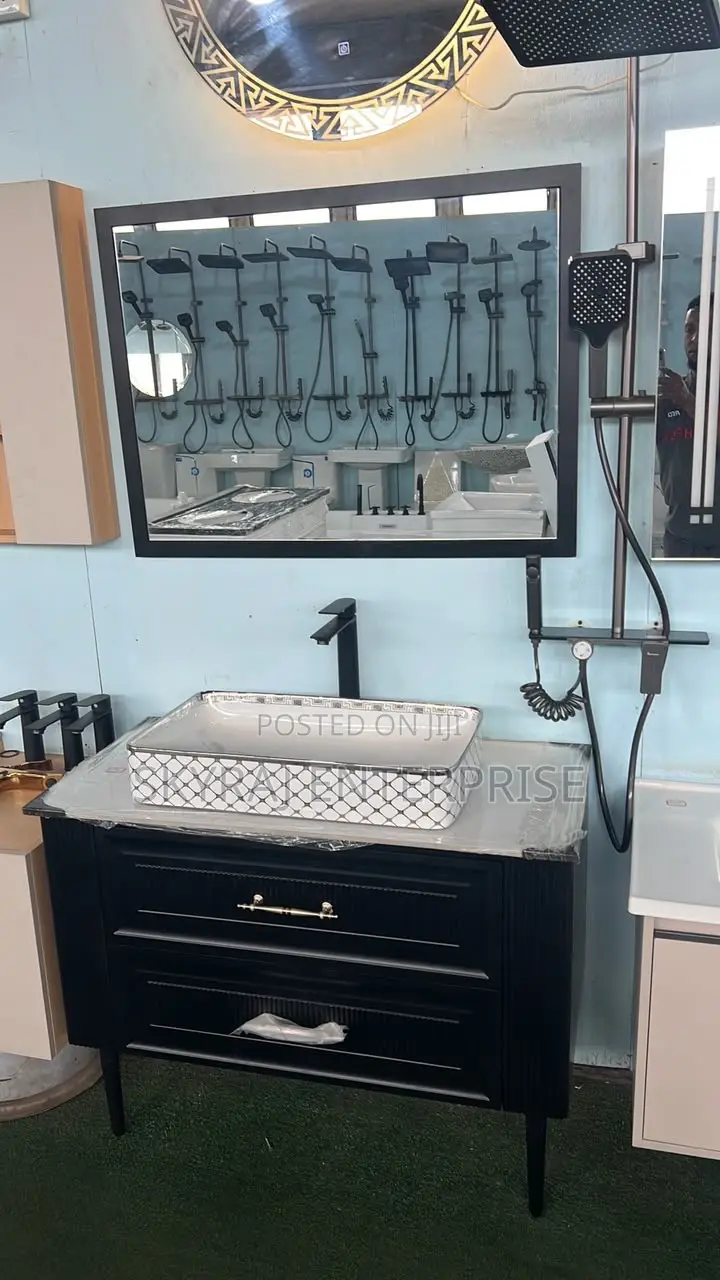 Cabinet Basin