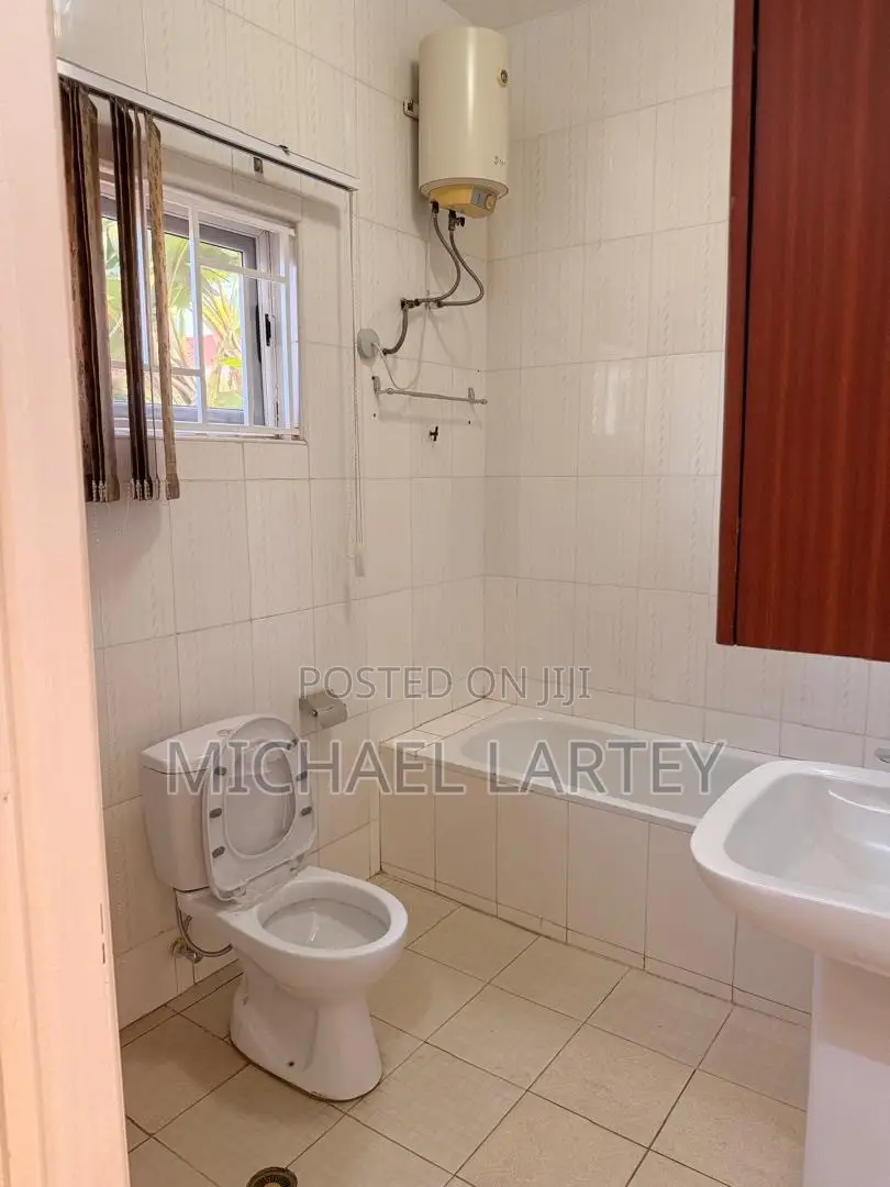 3bdrm House in Devtraco, Accra Metropolitan for rent