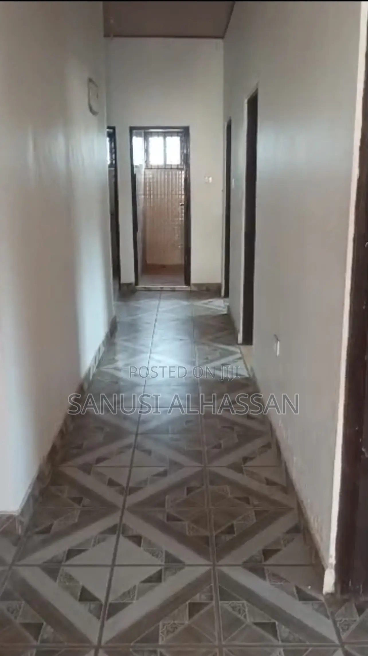 3bdrm Apartment in Old Barrier for rent