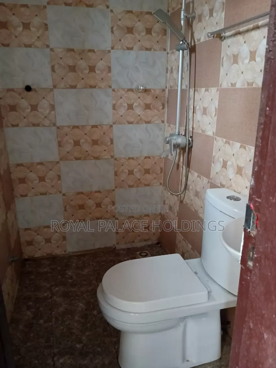 2bdrm House in East Legon Hills, School Junction for sale