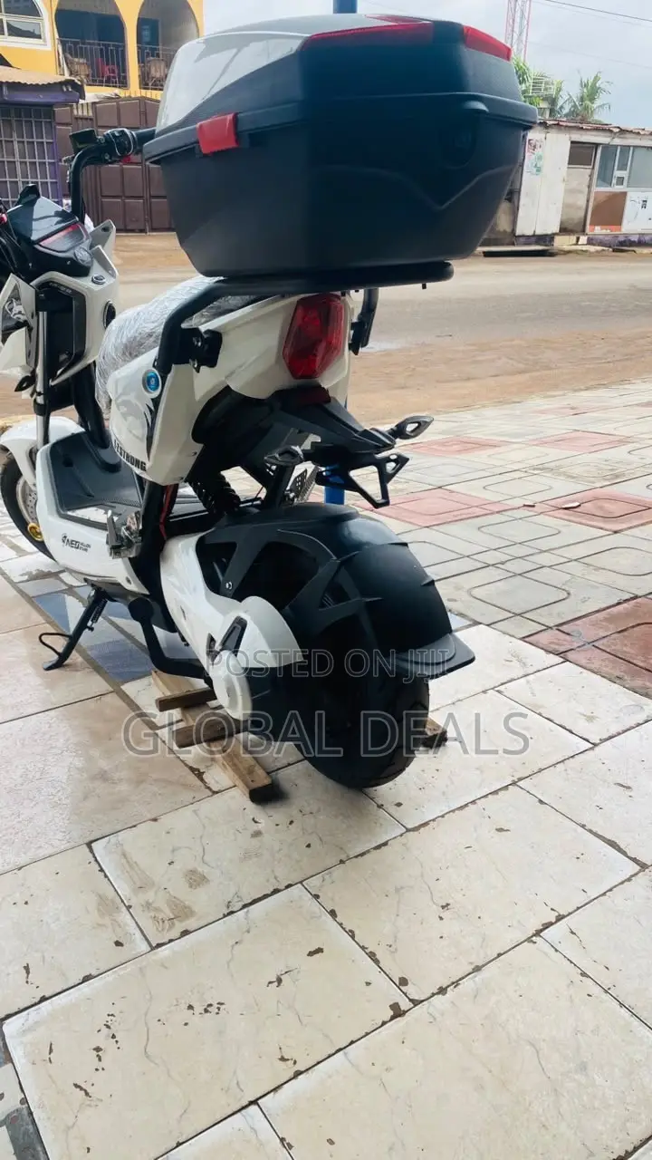 Electric Bike/Scooter Tubeless Tire. Brand New E Bike