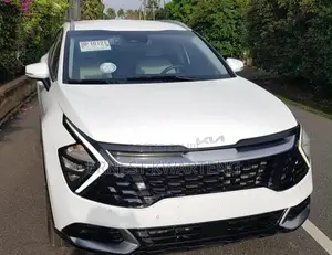 Kia Sportage 2022 White