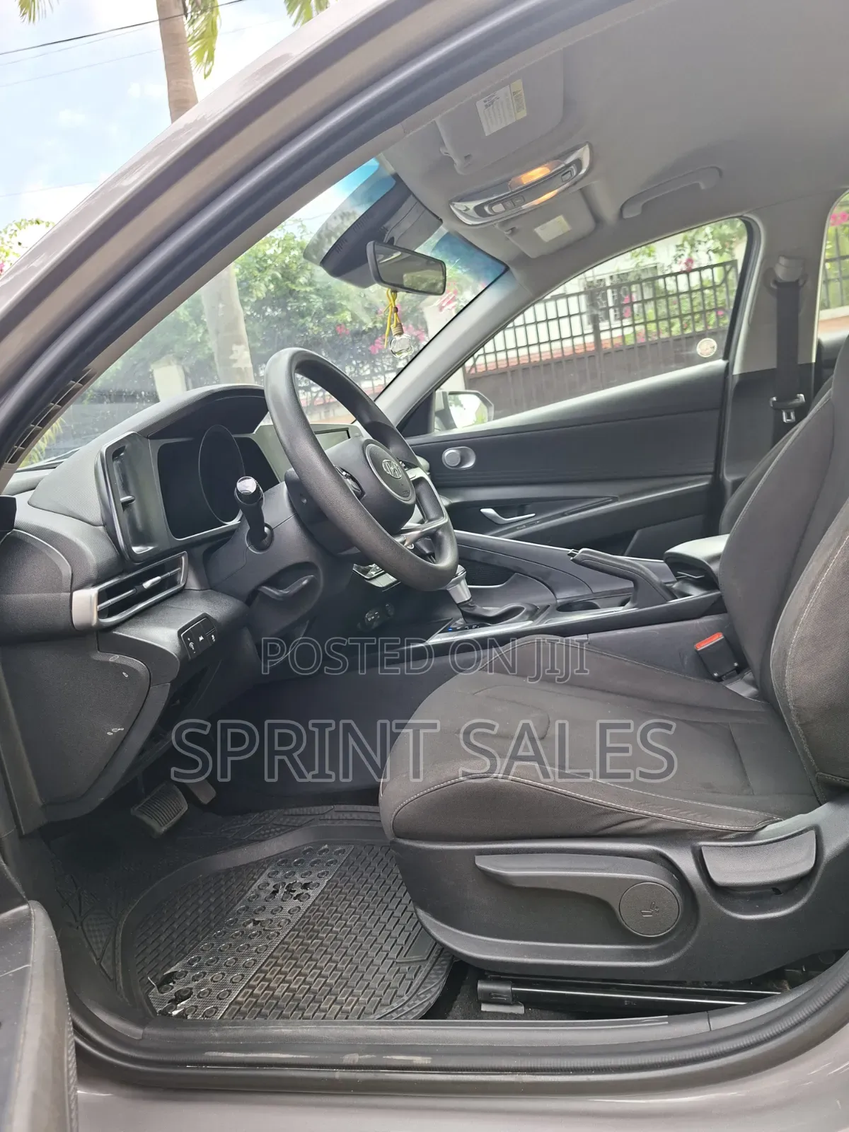 Hyundai Elantra SEL 2023 Gray