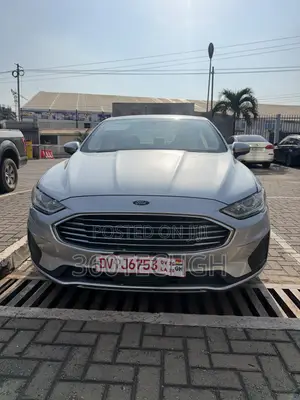 Ford Fusion 2020 Silver