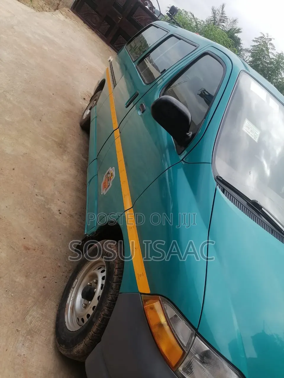 Toyota HiAce 2002 Blue