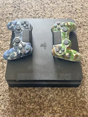 PlayStation 4 Slim