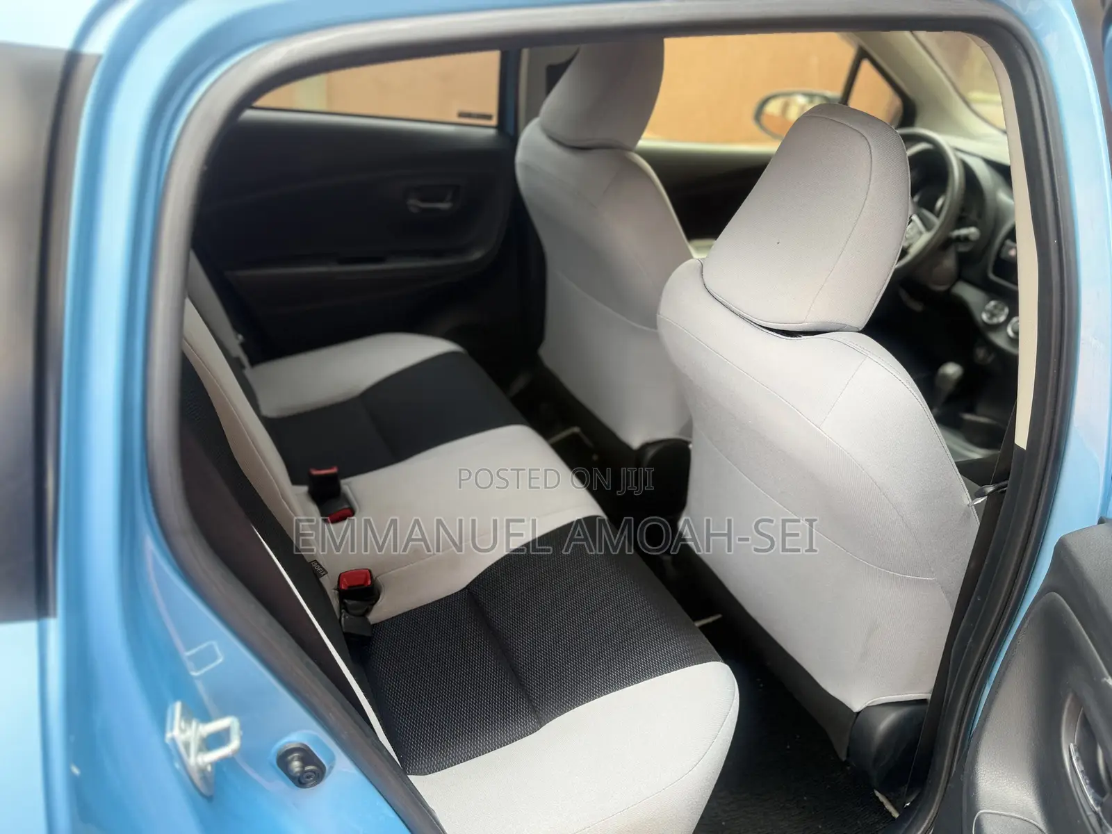 Toyota Vitz 2015 Beige