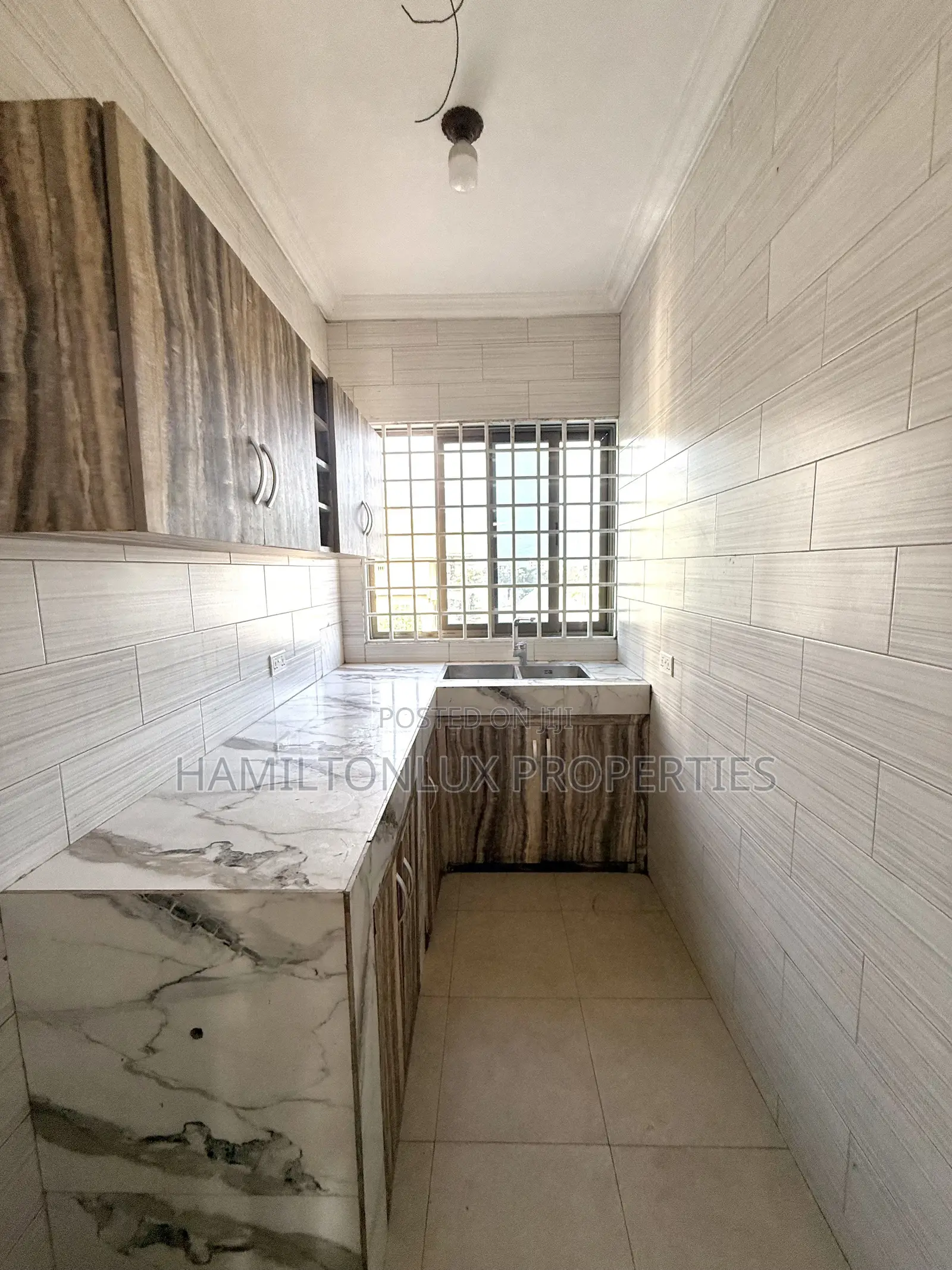 3bdrm Apartment in Trassaco Police, Ability for rent