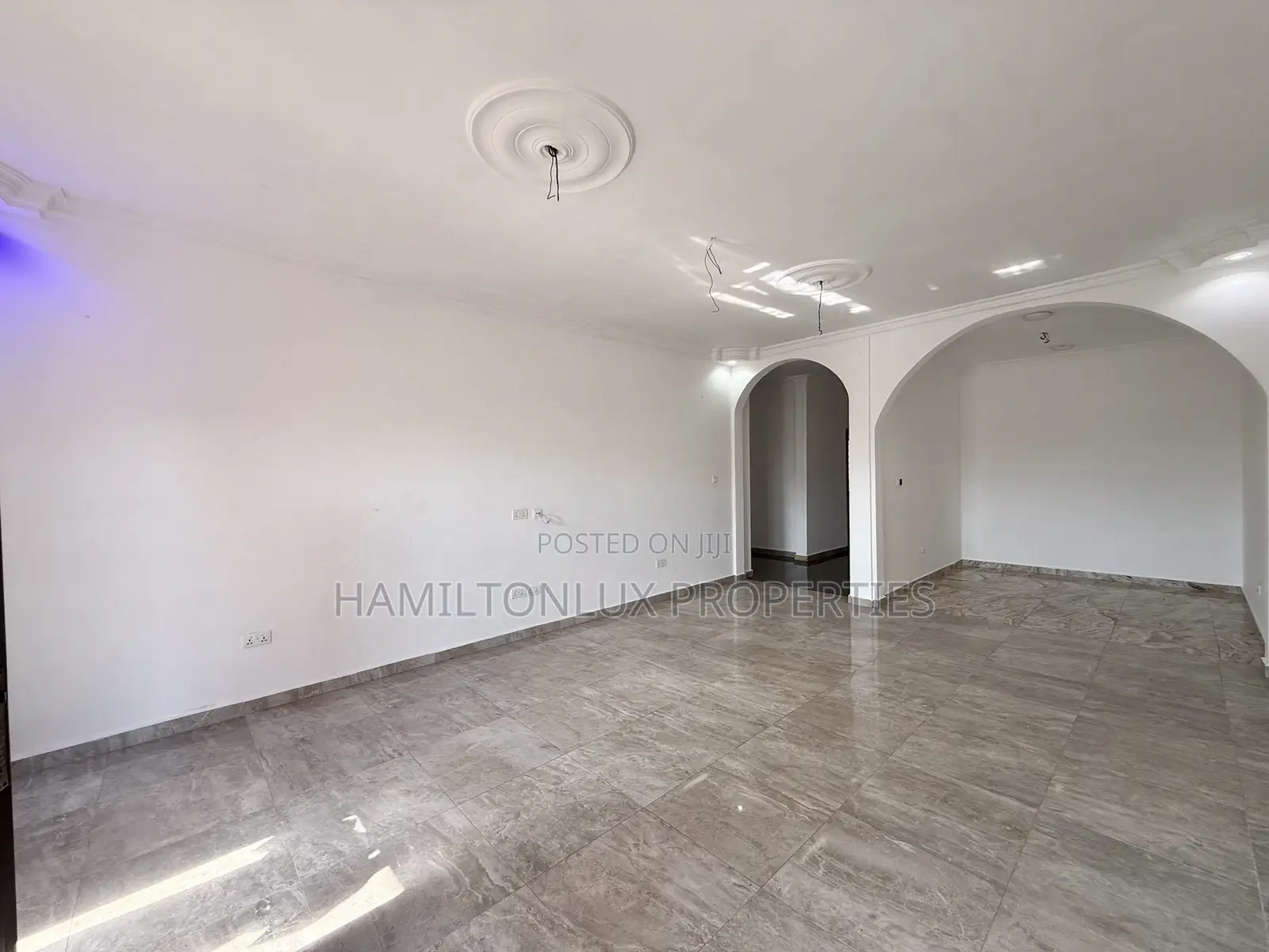 3bdrm Apartment in Trassaco Police, Ability for rent
