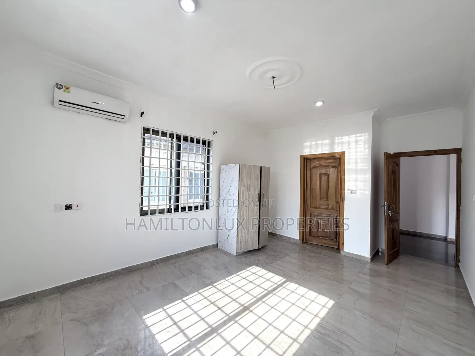 3bdrm Apartment in Trassaco Police, Ability for rent