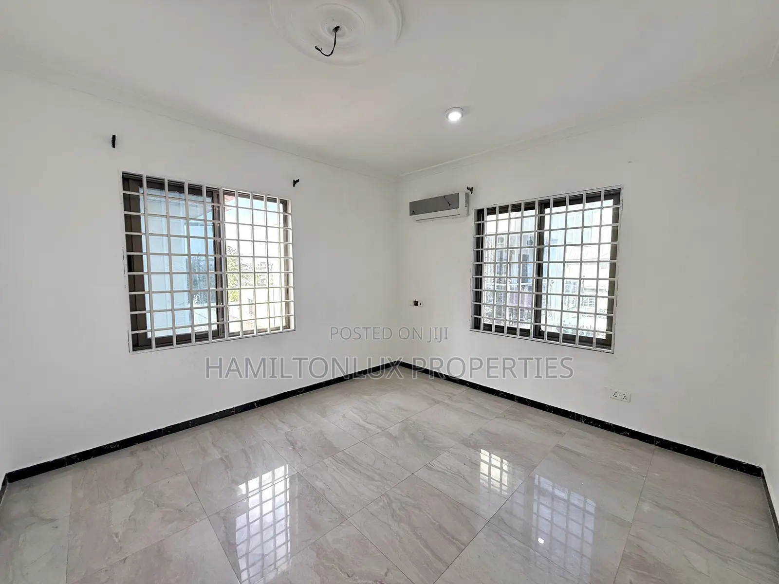 3bdrm Apartment in Trassaco Police, Ability for rent