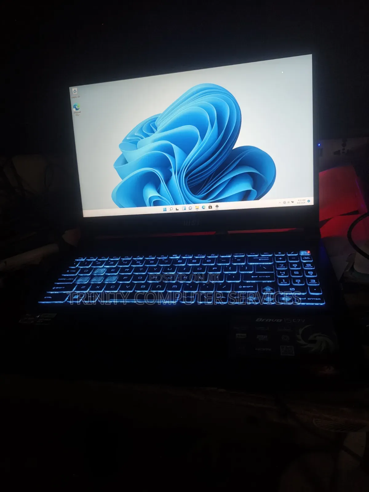 Laptop MSI 8GB AMD Ryzen 5 SSD 512GB