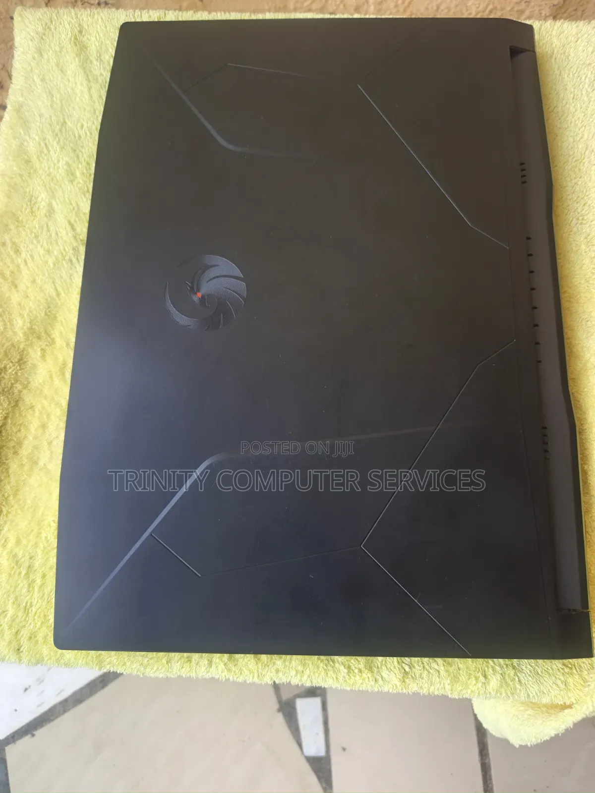 Laptop MSI 8GB AMD Ryzen 5 SSD 512GB
