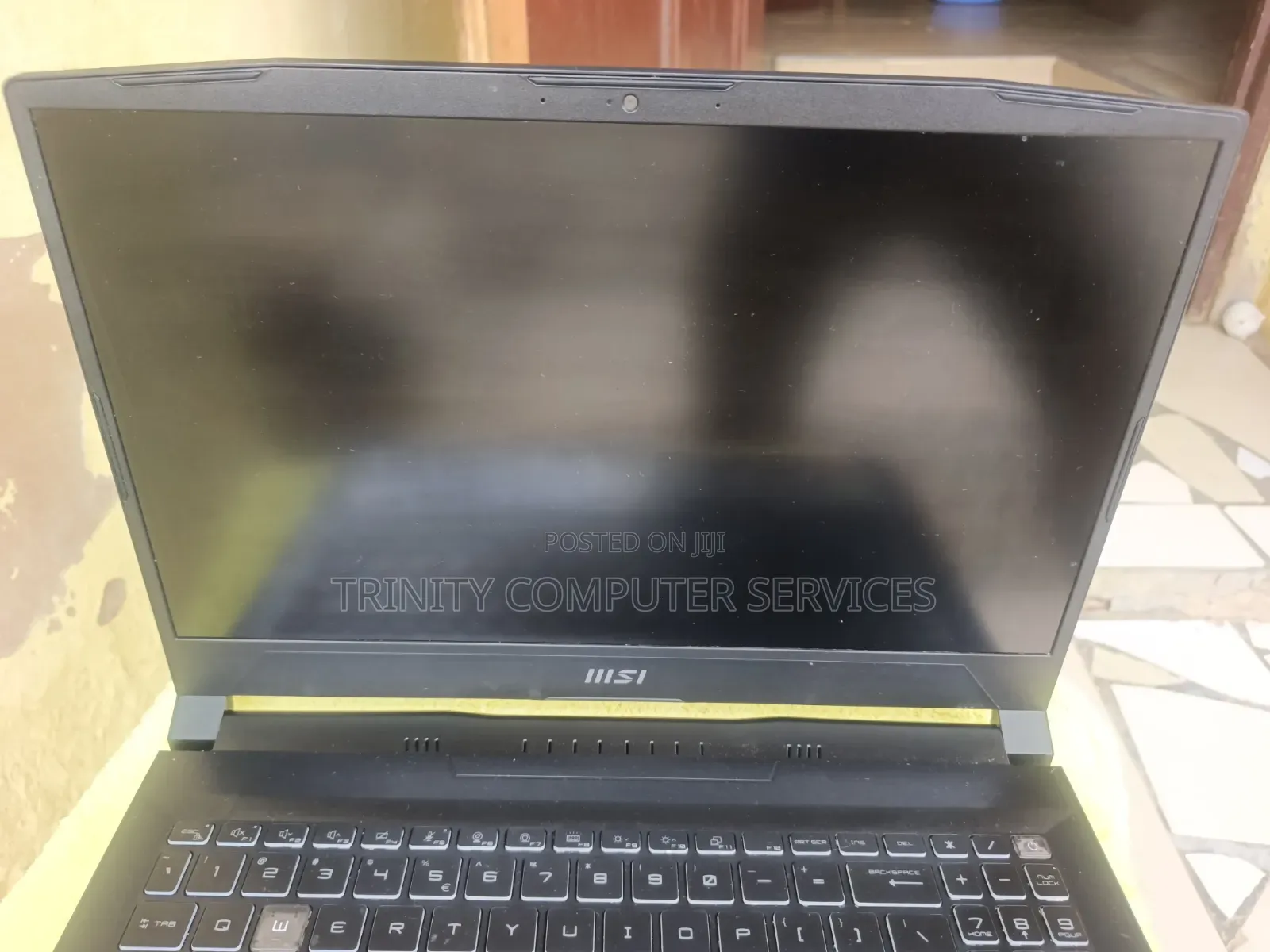 Laptop MSI 8GB AMD Ryzen 5 SSD 512GB