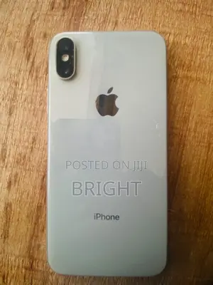 Apple iPhone XS 64 GB White