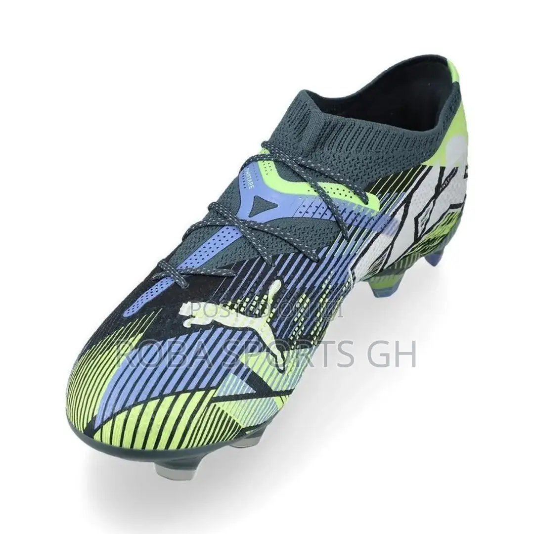 Puma Future 7 Ultimate Low FG/AG Soccer Boot