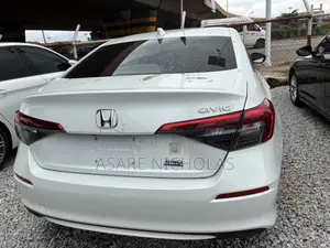 Honda Civic 2024 White