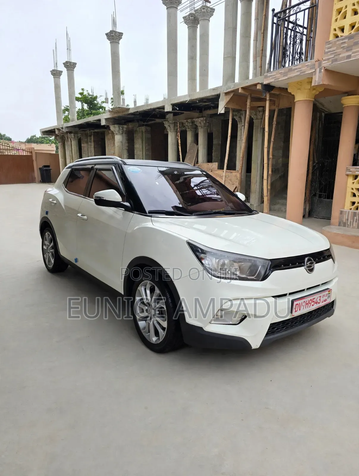 SsangYong Tivoli 2016 White