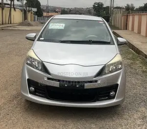 Toyota Vitz 1.5 FWD 5dr 2012 Silver