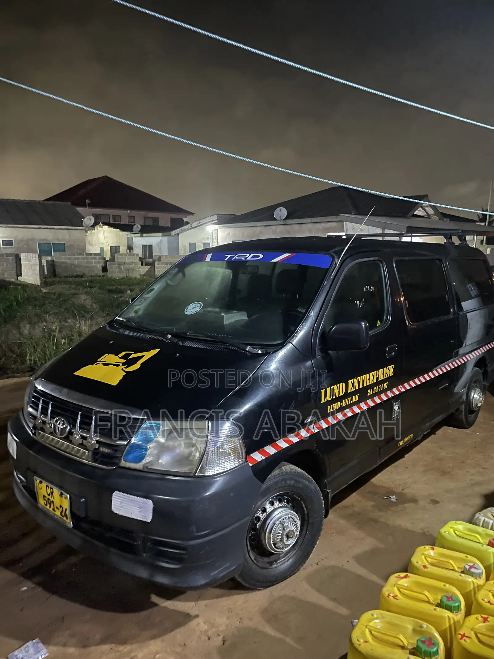 Toyota HiAce 2012 Black