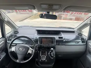 Toyota Voxy 2012 Black