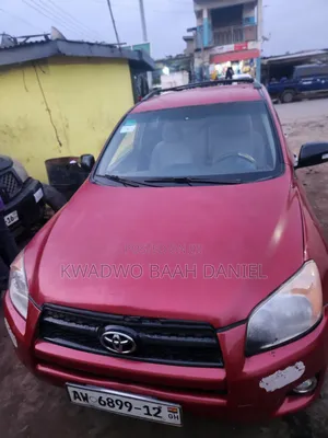 Toyota RAV4 2.5 2010 Red