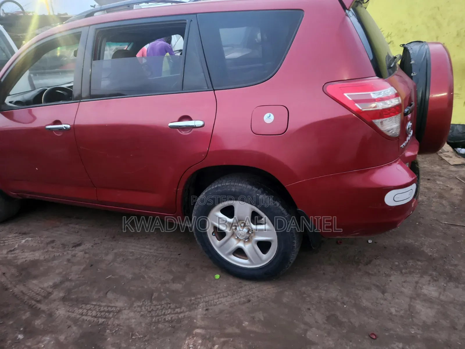 Toyota RAV4 2.5 2010 Red
