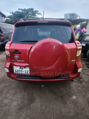 Toyota RAV4 2.5 2010 Red