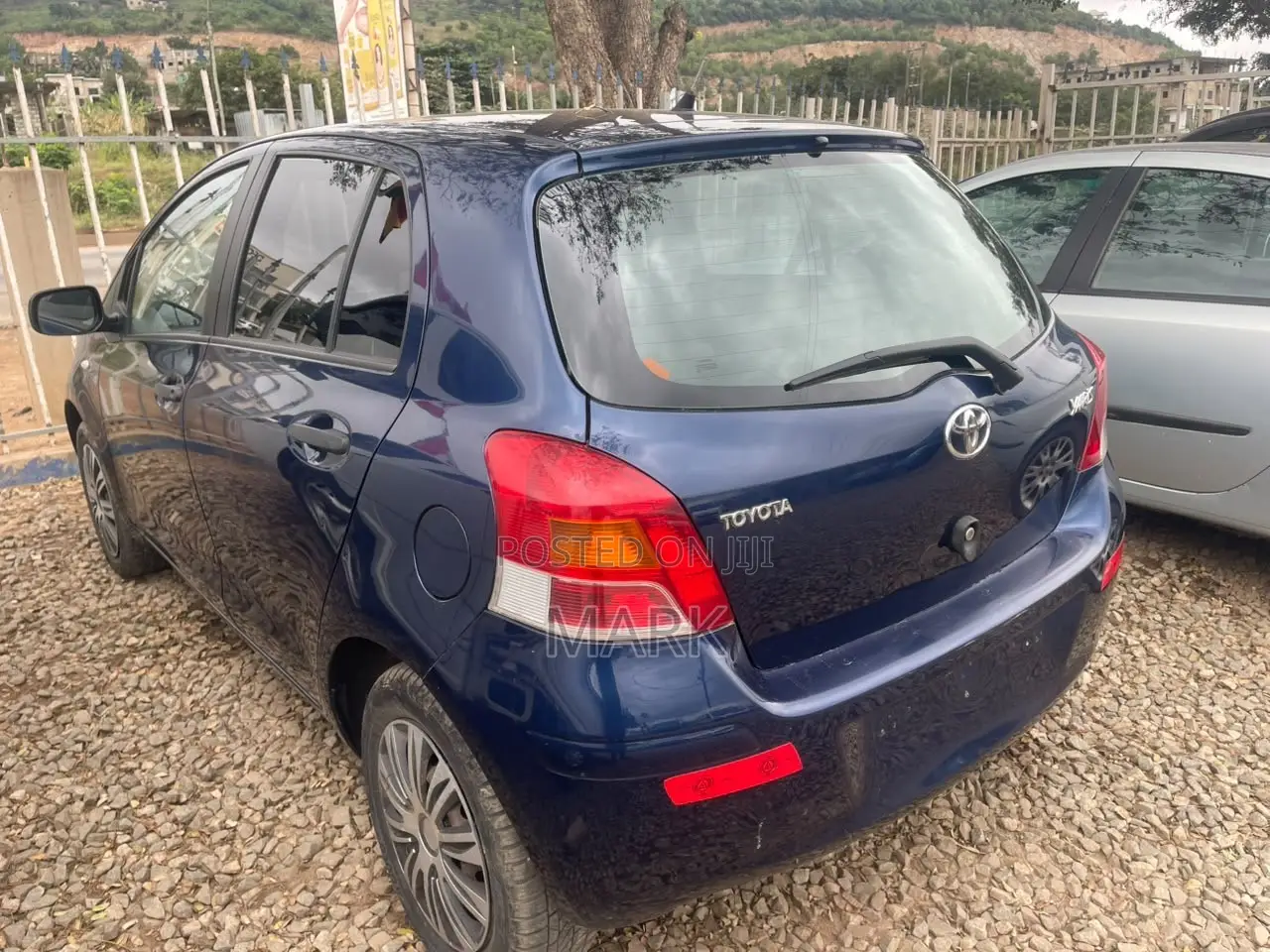 Toyota Yaris 2010 Blue