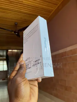 New Apple iPhone 13 128 GB Blue