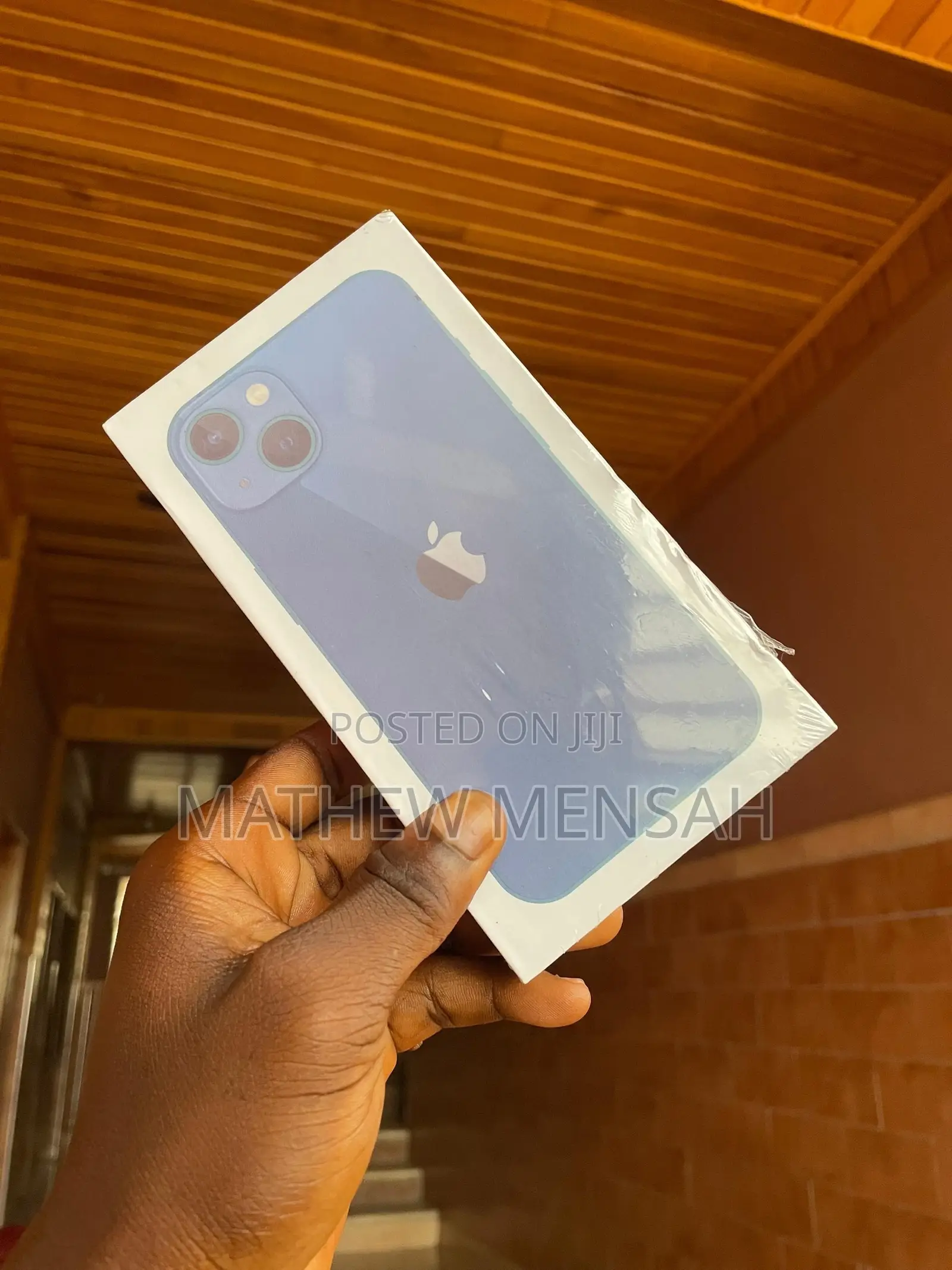 New Apple iPhone 13 128 GB Blue