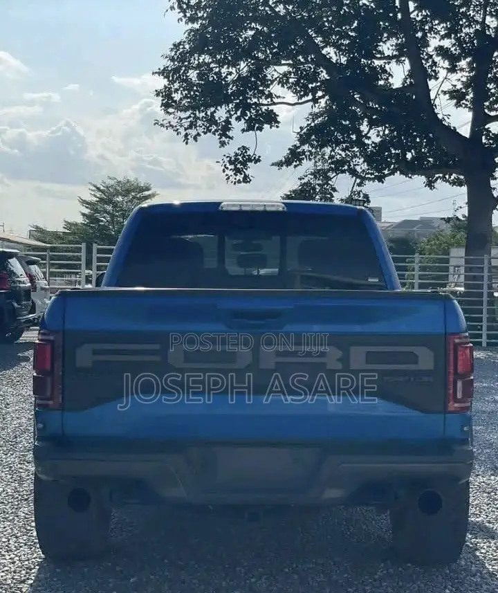 Ford F-150 2020 Blue