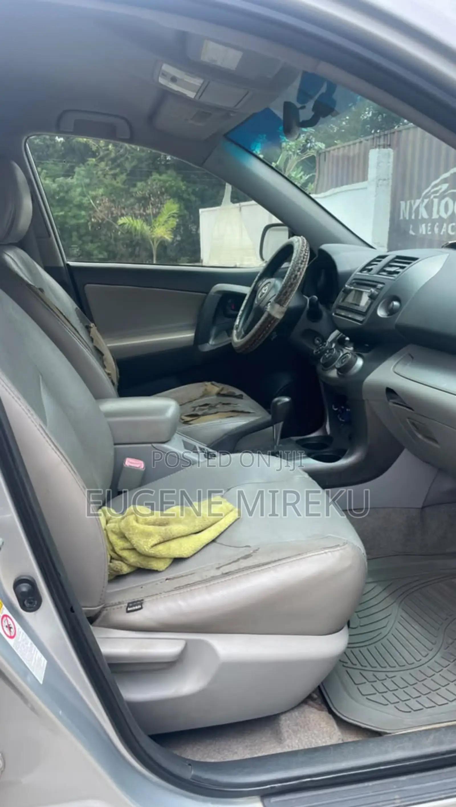Toyota RAV4 2012 Silver