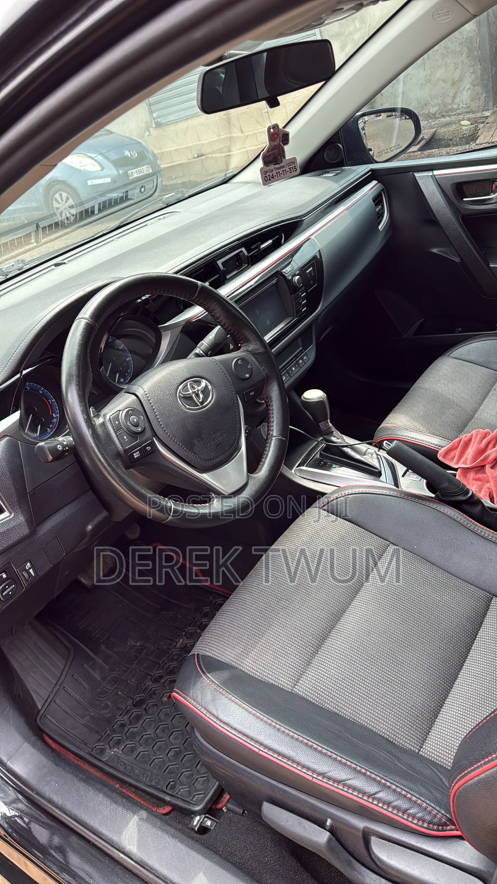 Toyota Corolla S w/Special Edition Pkg (1.8L 4cyl CVT) 2016 Black