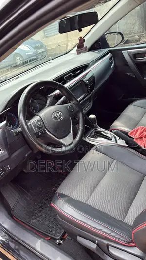 Toyota Corolla S w/Special Edition Pkg (1.8L 4cyl CVT) 2016 Black