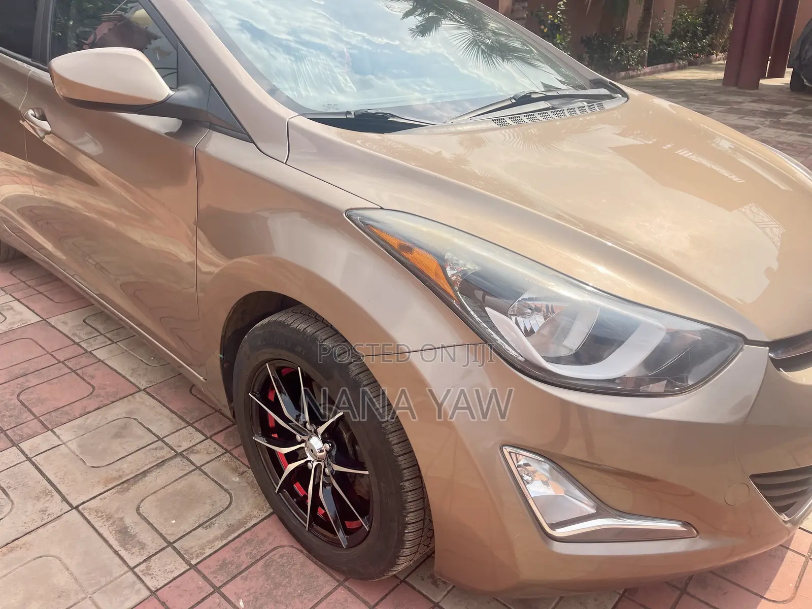 Hyundai Elantra Limited 4dr Sedan (1.8L 4cyl 6A) 2015 Gold