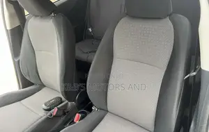 Toyota Vitz 1.5 FWD 5dr 2013 Black