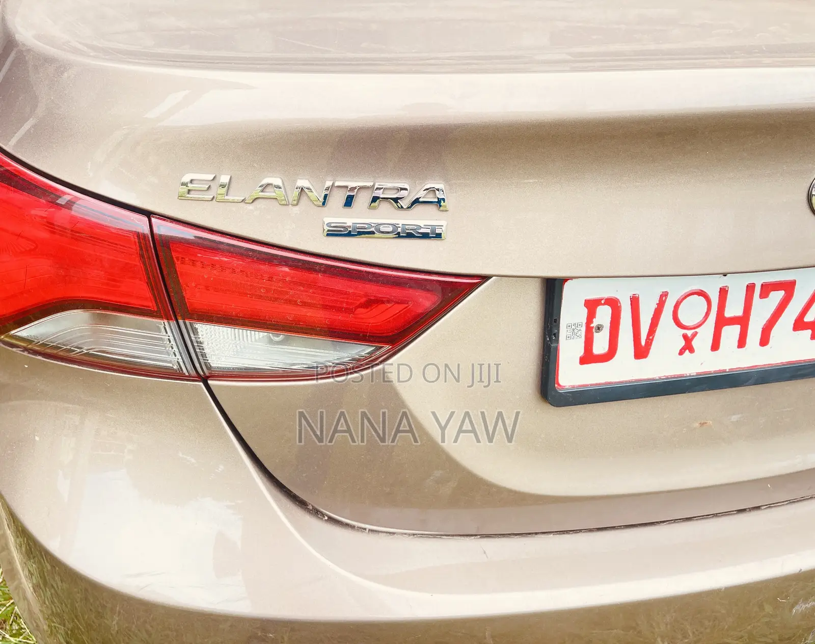 Hyundai Elantra Limited 4dr Sedan (1.8L 4cyl 6A) 2015 Gold