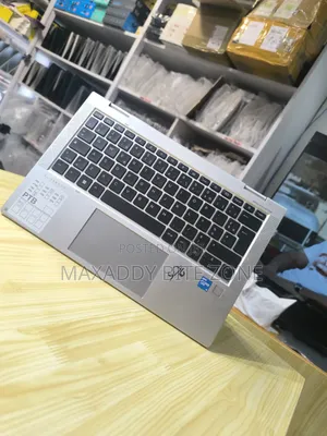 Laptop HP EliteBook 830 G8 8GB Intel Core i5 SSD 256GB