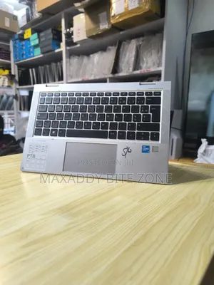 Laptop HP EliteBook 830 G8 8GB Intel Core i5 SSD 256GB