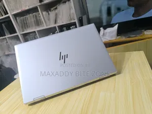 Laptop HP EliteBook 830 G8 8GB Intel Core i5 SSD 256GB
