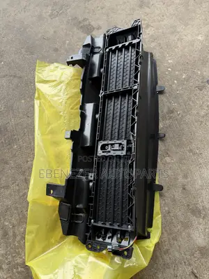 Honda CRV Upper Shutter Grille 2017 2018 2019 2020 2021 2022