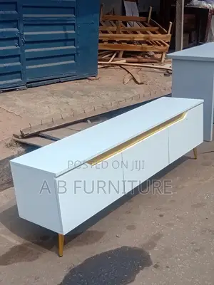5 Feet TV Stand