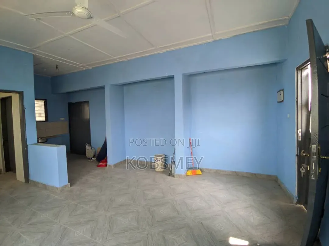 1bdrm House in Main Station for rent