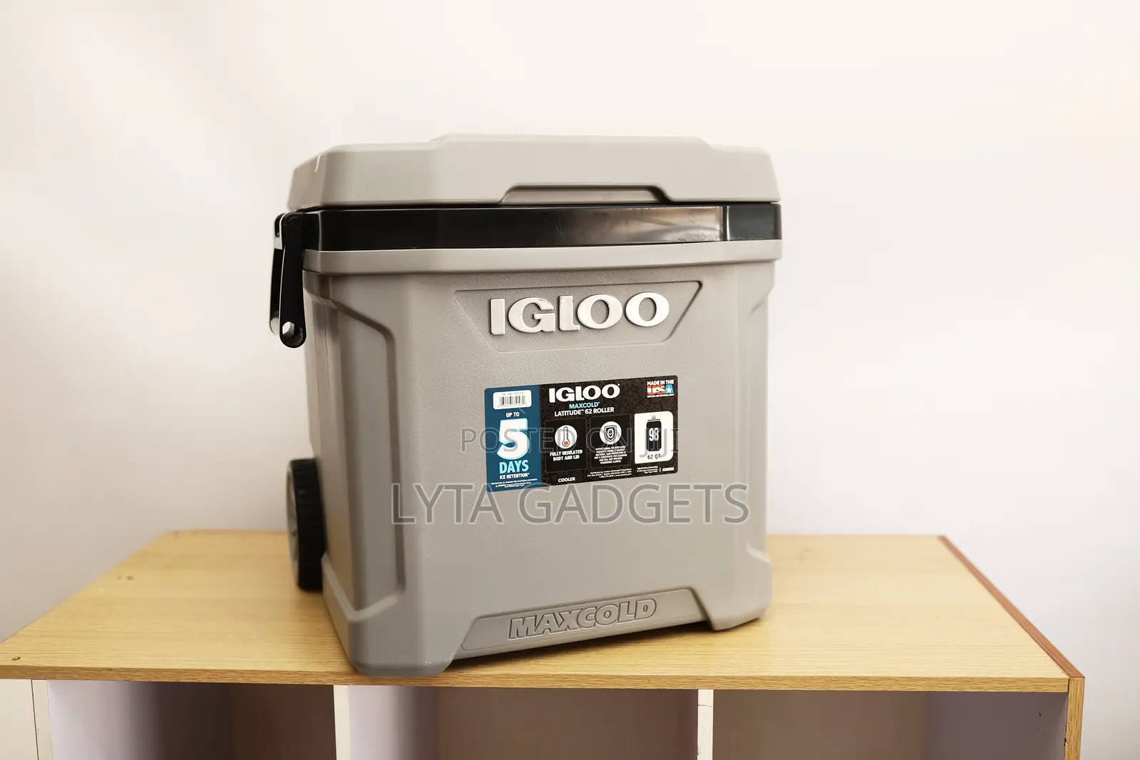 IGLOO Ice Chest