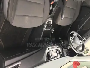 Hyundai Accent SE 2020 Green